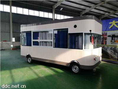  多功能小吃车